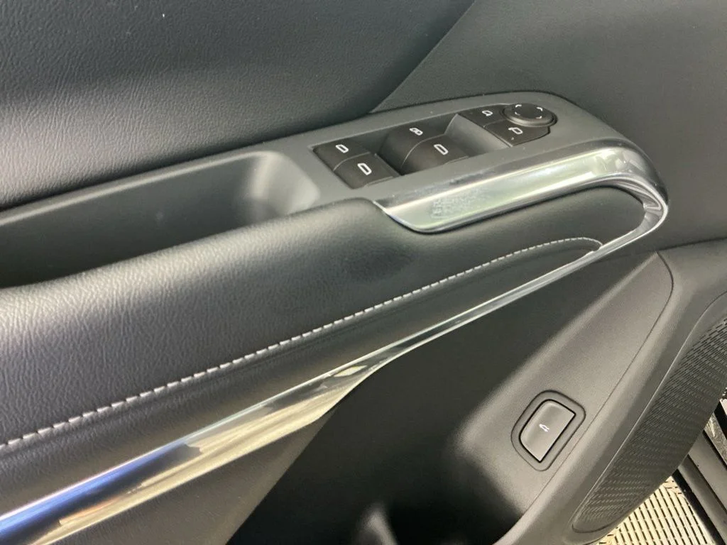 New 2027 Black Chevrolet LT image 7