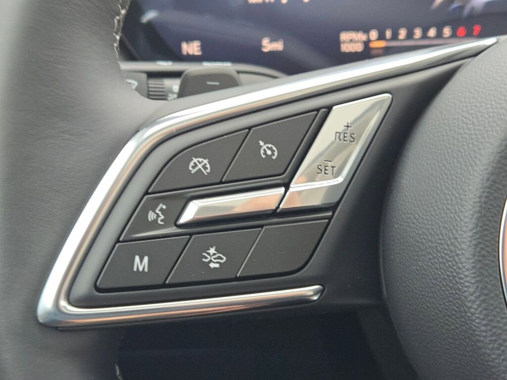 New 2026 Ebony Twilight Metallic Buick Avenir image 33