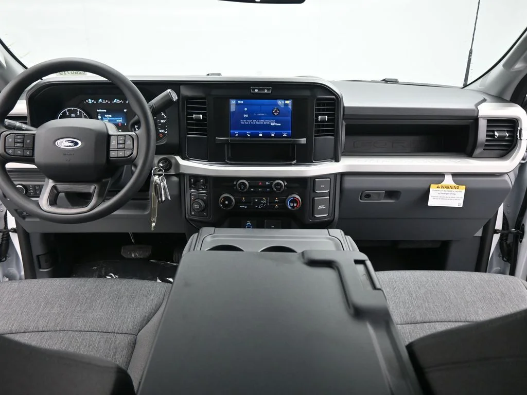 New 2026 Oxford White Ford XL image 16