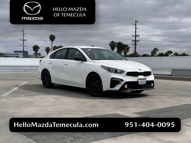 Used 2020 Clear White Kia LXS image 1