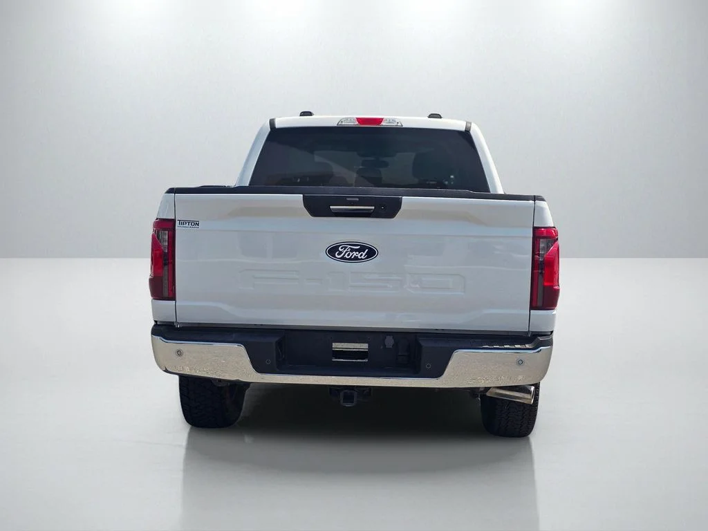 Used 2024 White Ford XLT image 6