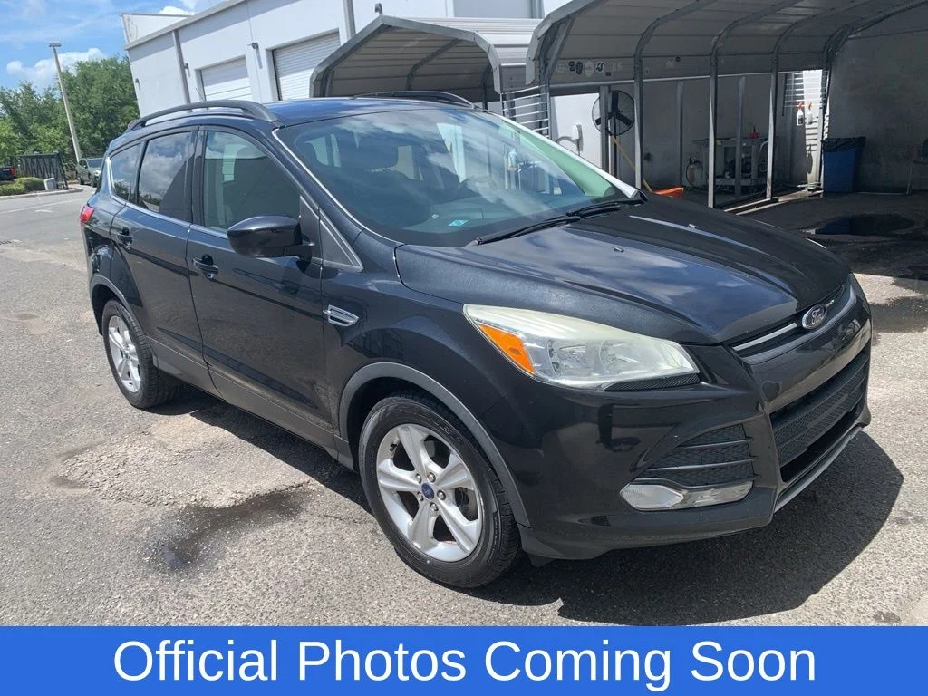 2015 Ford Escape SE's photo