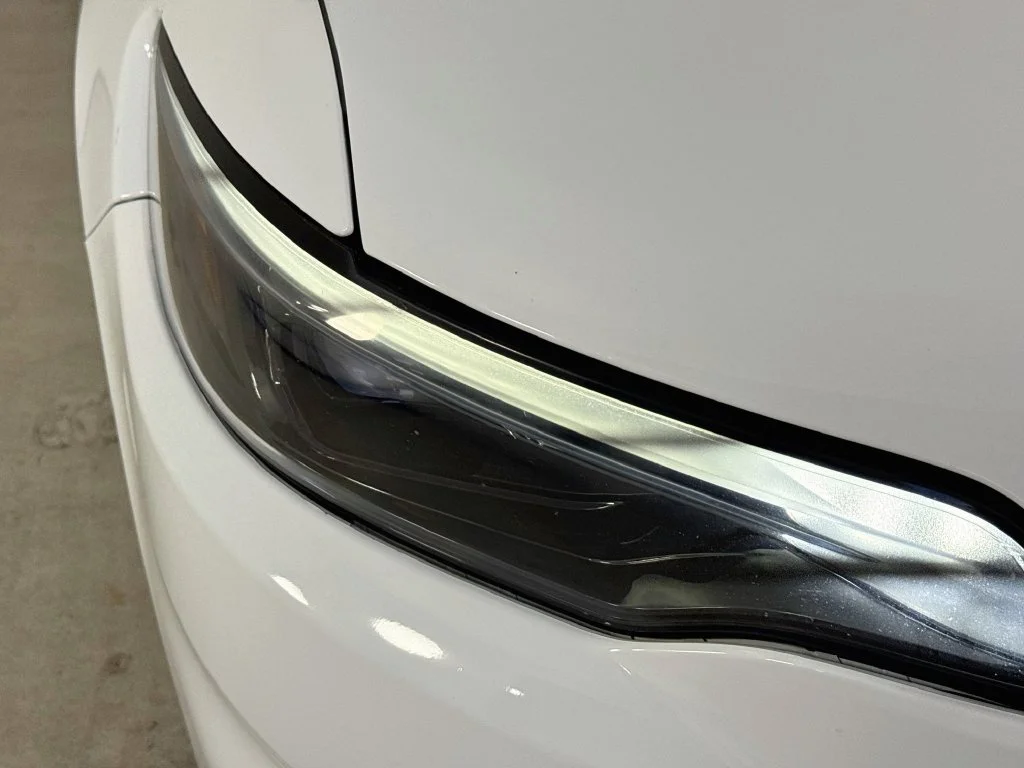 Used 2020 Bright White Clearcoat Jeep Latitude Plus image 37