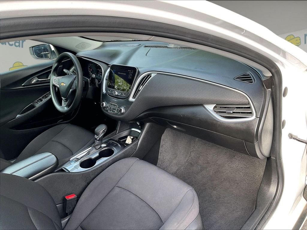 Used 2024 White Chevrolet LT image 14