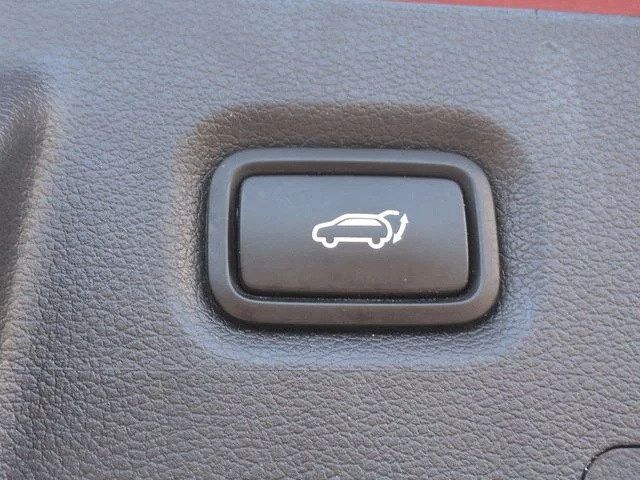 Certified Used 2020 Lava Orange Hyundai Limited image 13
