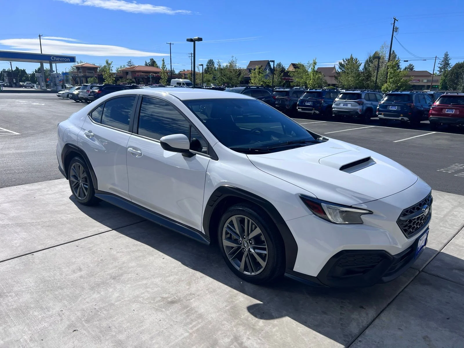 Used 2022 Ceramic White Subaru Base image 3