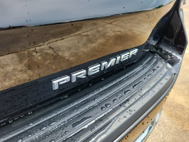 2026 Chevrolet Suburban Premier - Photo 8