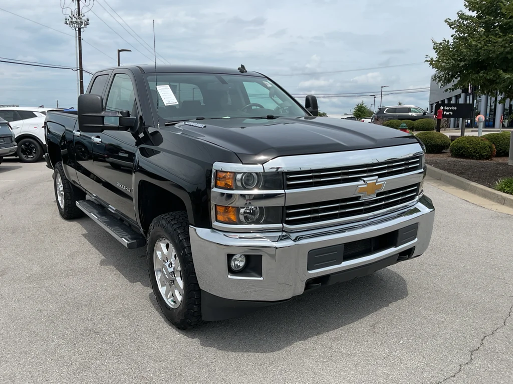 Used 2015 Black Chevrolet LT image 2