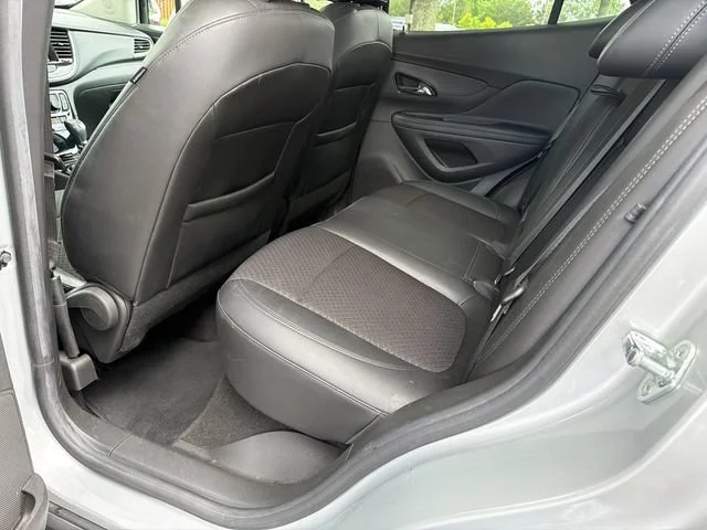 Used 2022 Quicksilver Metallic Buick Preferred image 20