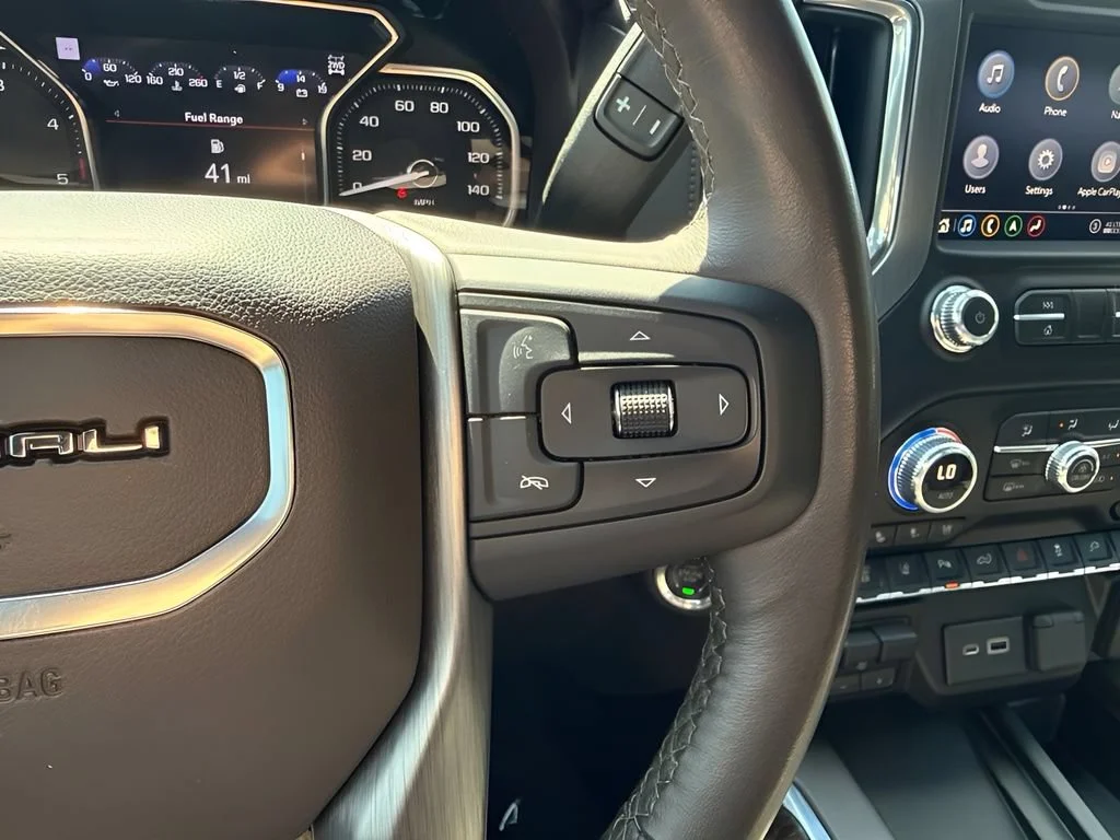 Used 2020 WHITE FROST TRICOAT GMC Denali image 17