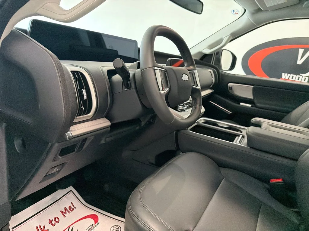New 2027 Glacier Gray Metallic Tri-Coat Ford Active image 13