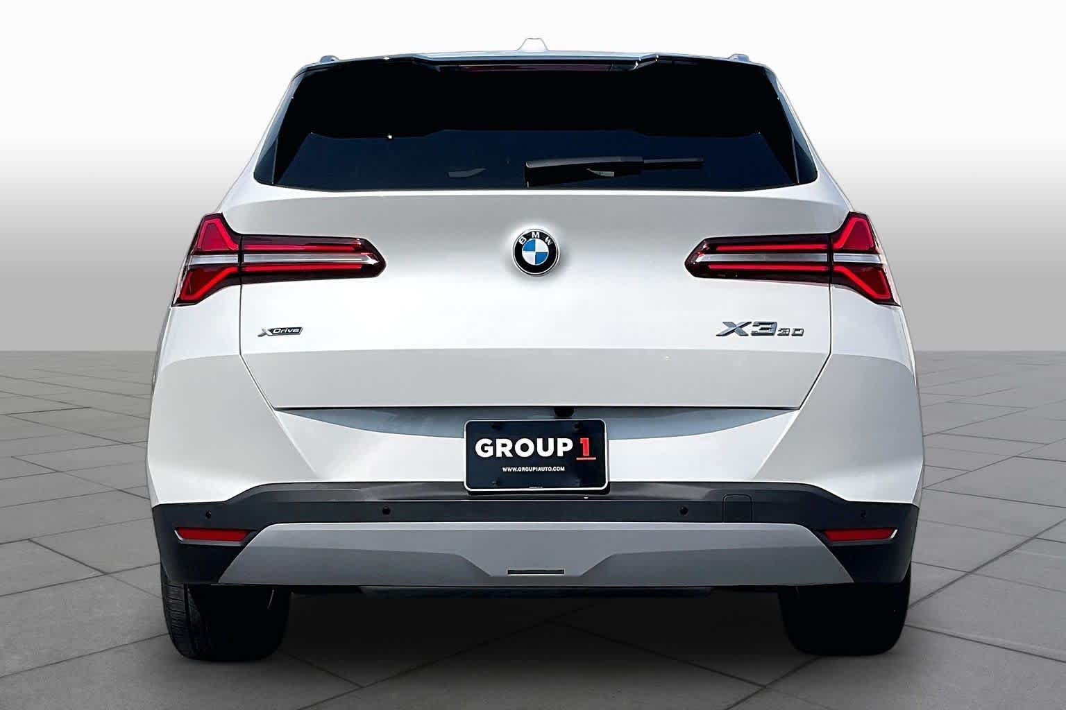 Used 2025 Mineral White Metallic BMW 30 xDrive image 4