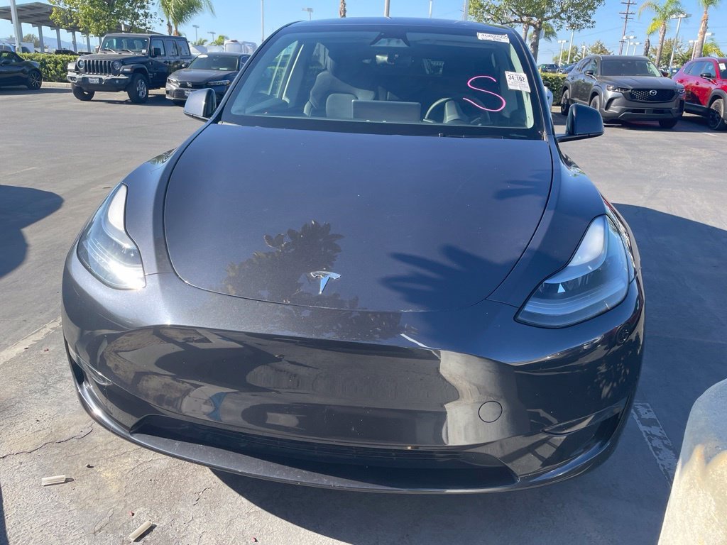 Used 2024  Tesla  image 2