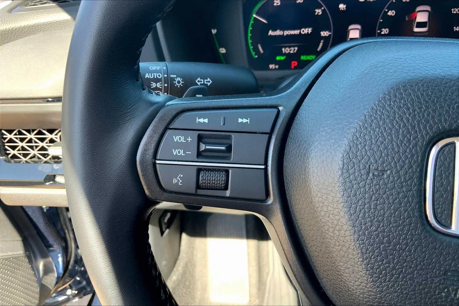Used 2023 Canyon River Blue Metallic Honda EX-L image 22