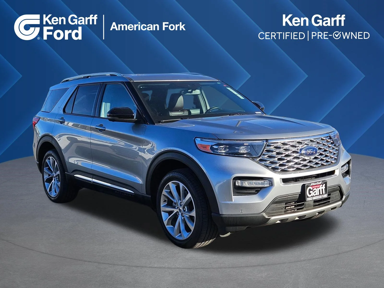 2023 Ford Explorer Platinum 4WD's photo