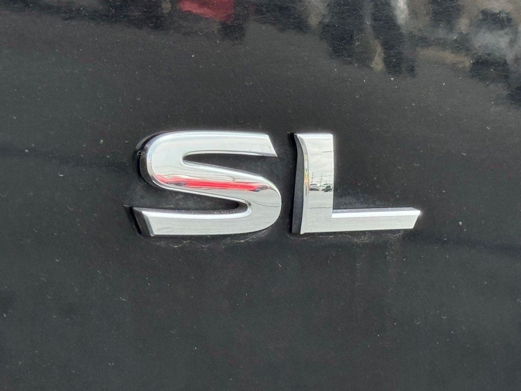 Used 2019 Black Nissan SL image 12