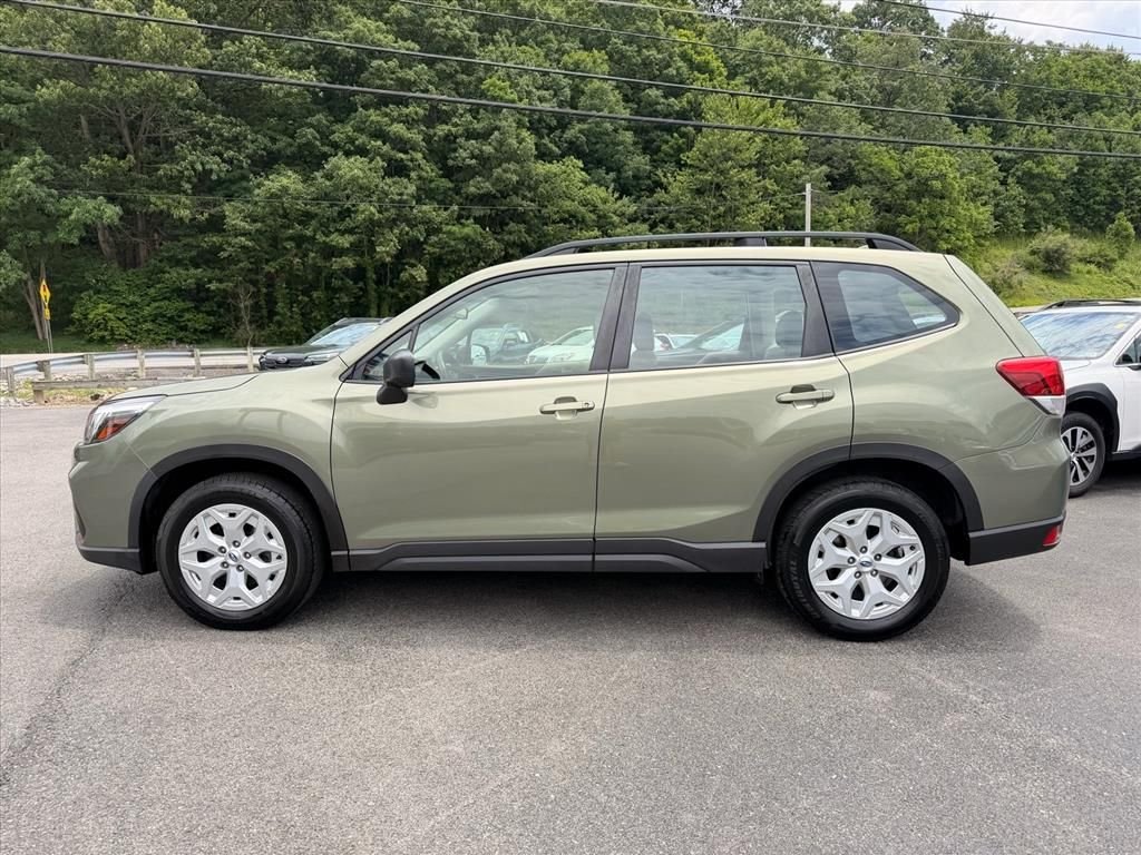 Used 2019 Green Subaru Base image 4