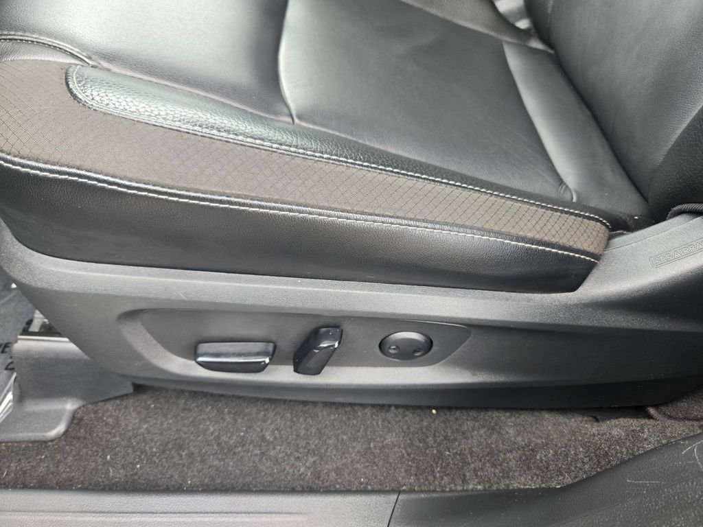 Used 2023 Black Nissan SL image 13
