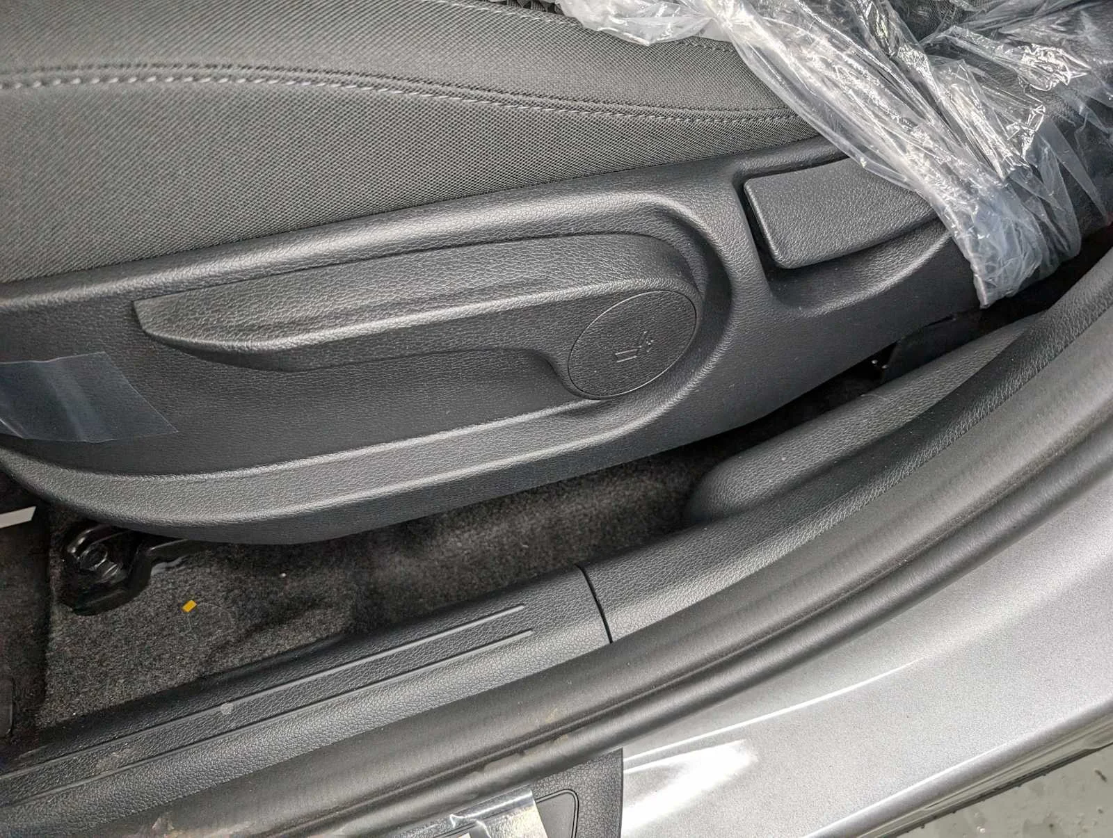 Used 2025 Steel Gray Kia LX image 33