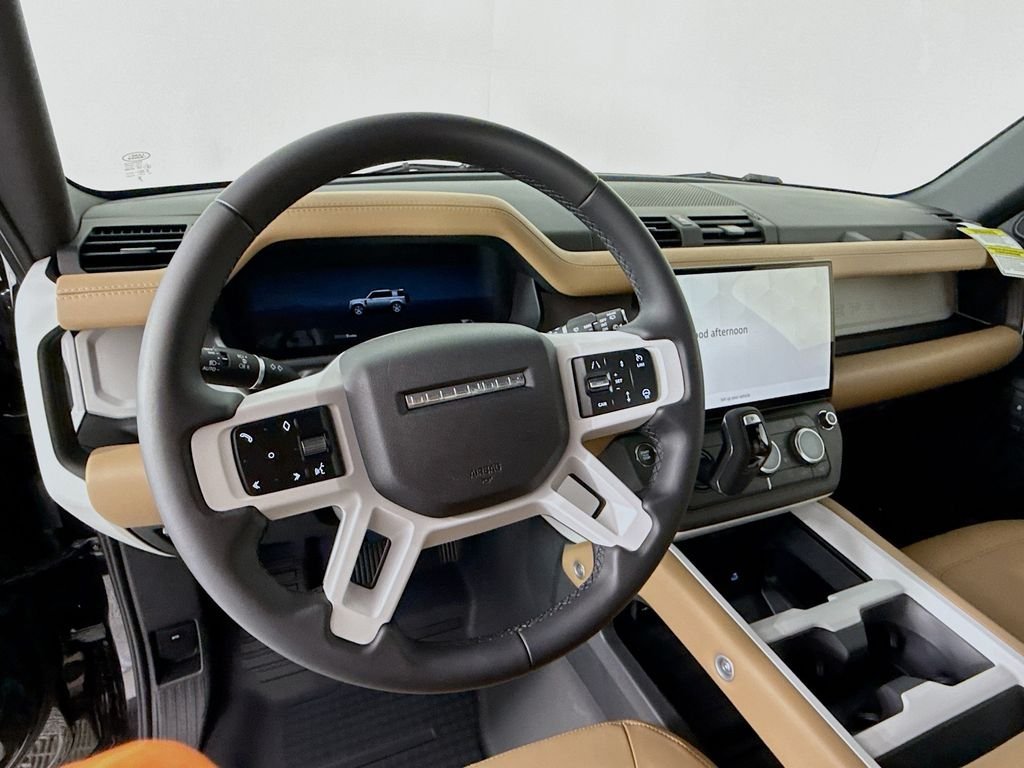 New 2026 Santorini Black LAND ROVER X-Dynamic SE image 12