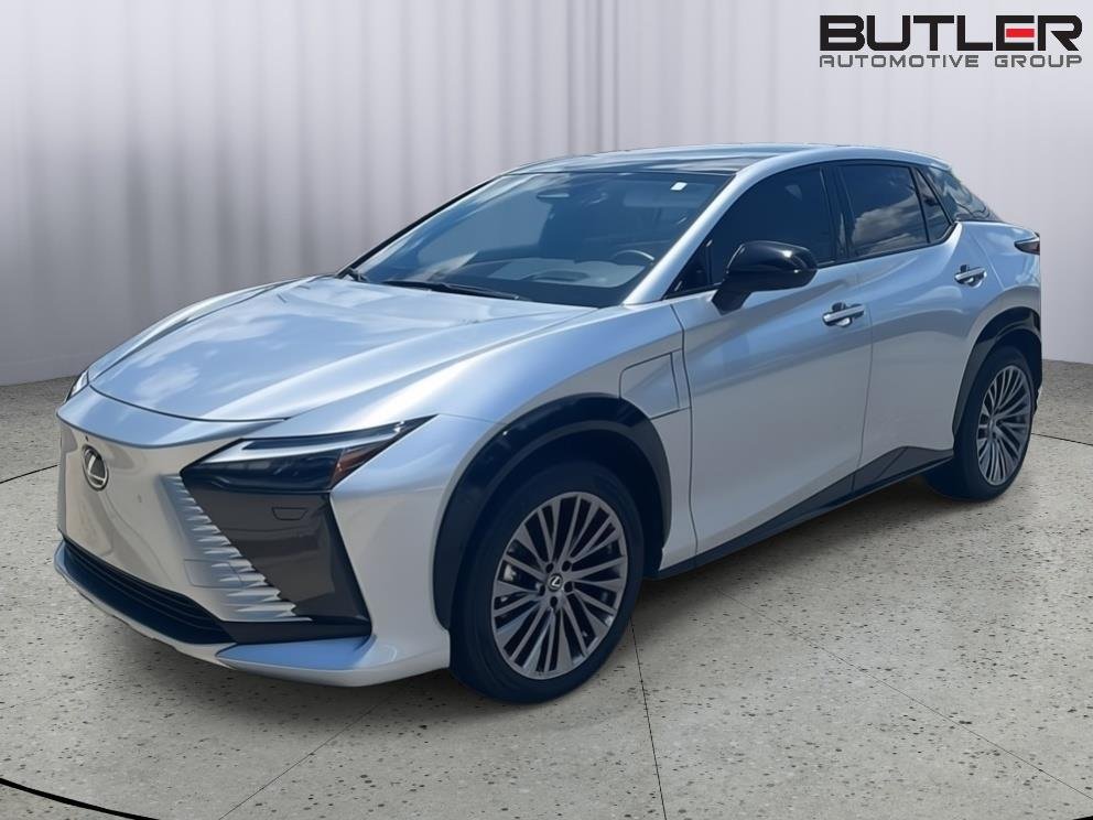 2023 Lexus RZ 450e 450e Luxury AWD's photo