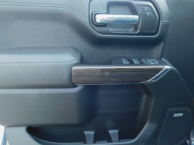 2020 Chevrolet Silverado 1500 RST - Photo 12
