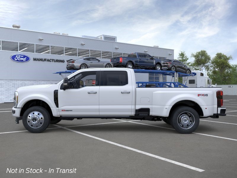 New 2026 Star White Metallic Tri-Coat Ford Platinum image 3