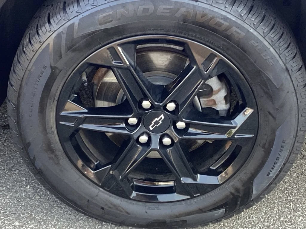 Used 2024 Riptide Blue Metallic Chevrolet 3LT image 25