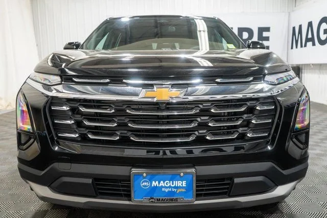 New 2027 Mosaic Black Metallic Chevrolet LT image 3
