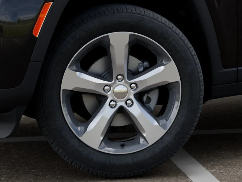 New 2026 Diamond Black Crystal Pearlcoat Jeep Limited image 34