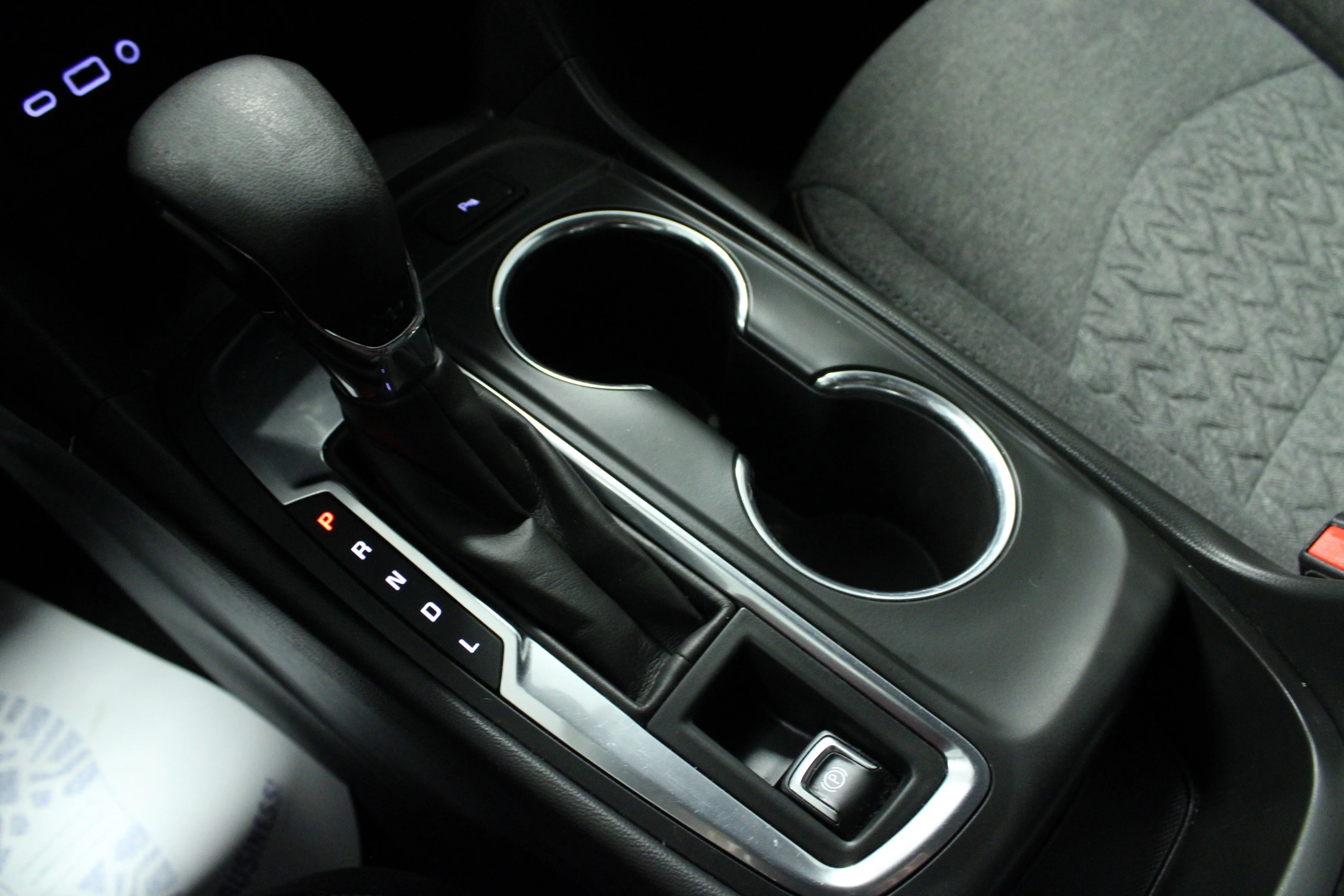Used 2022 Silver Ice Metallic Chevrolet LT image 23