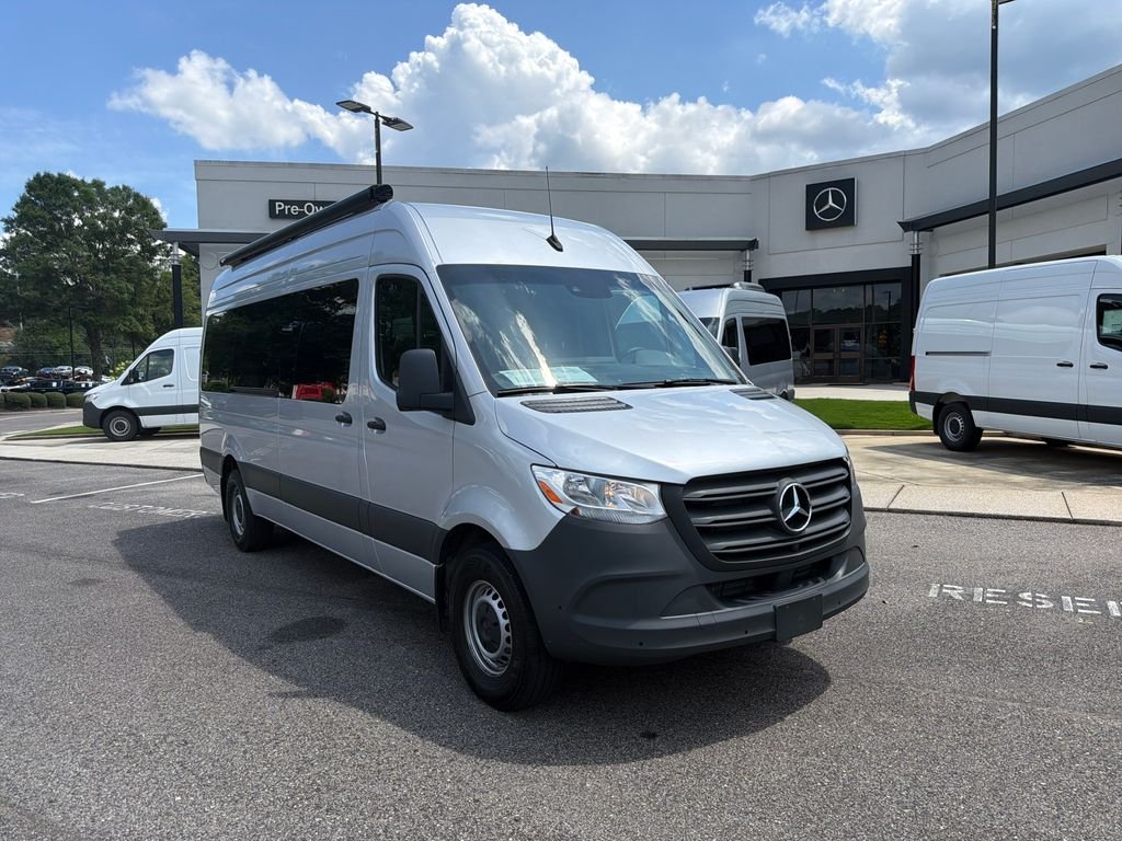 2024 Mercedes-Benz Sprinter 2500 170 WB HO High Roof's photo