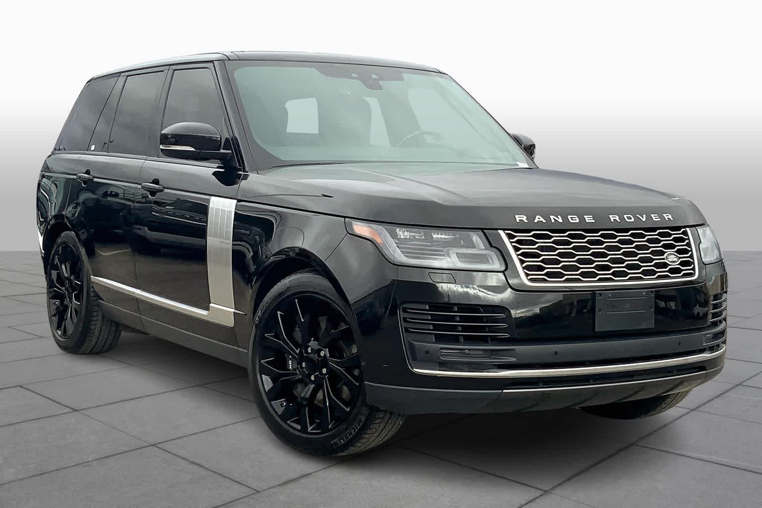 Used 2021 Santorini Black Metallic Land Rover Westminster image 3