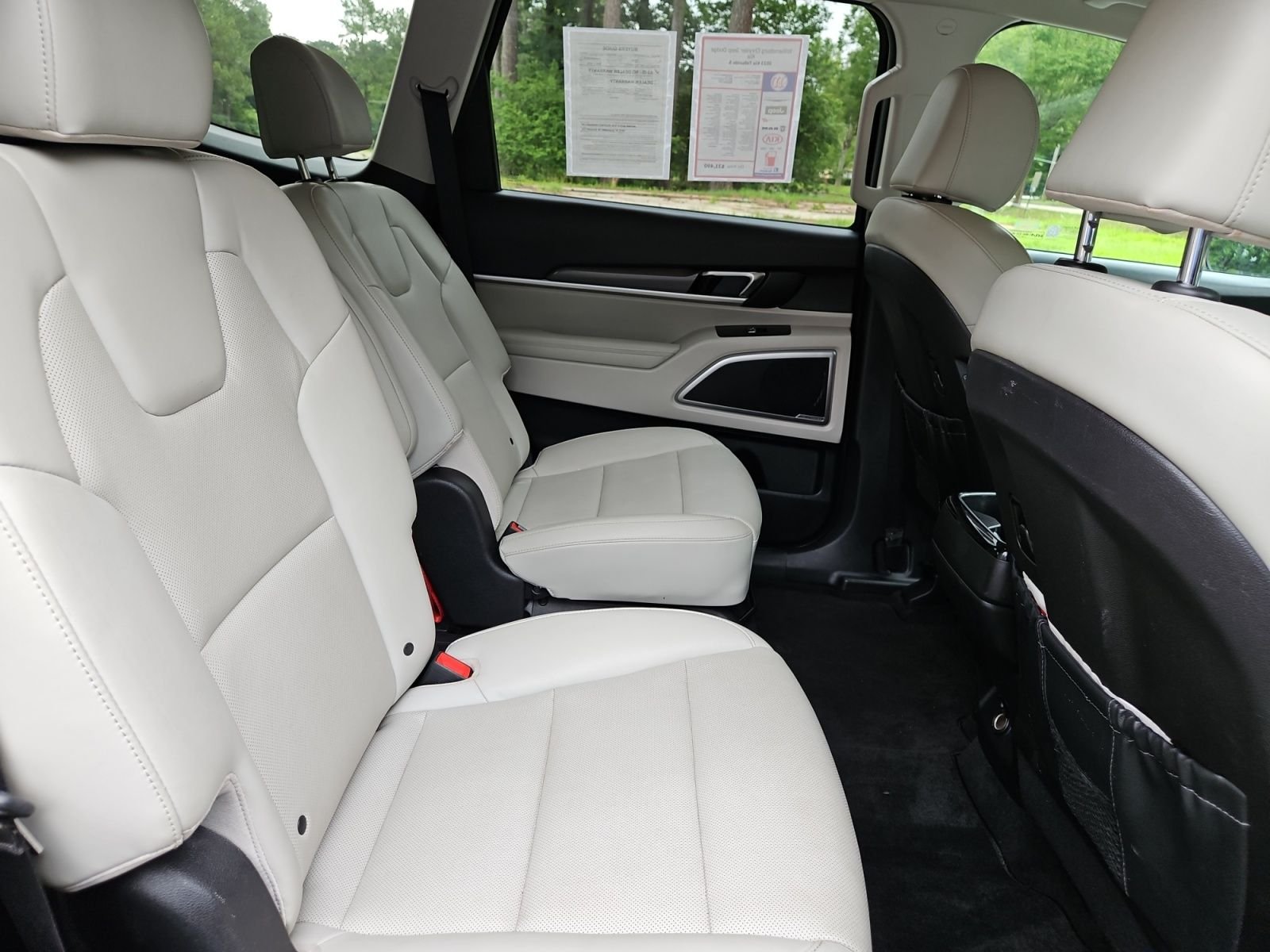Used 2023 Black Kia S image 17