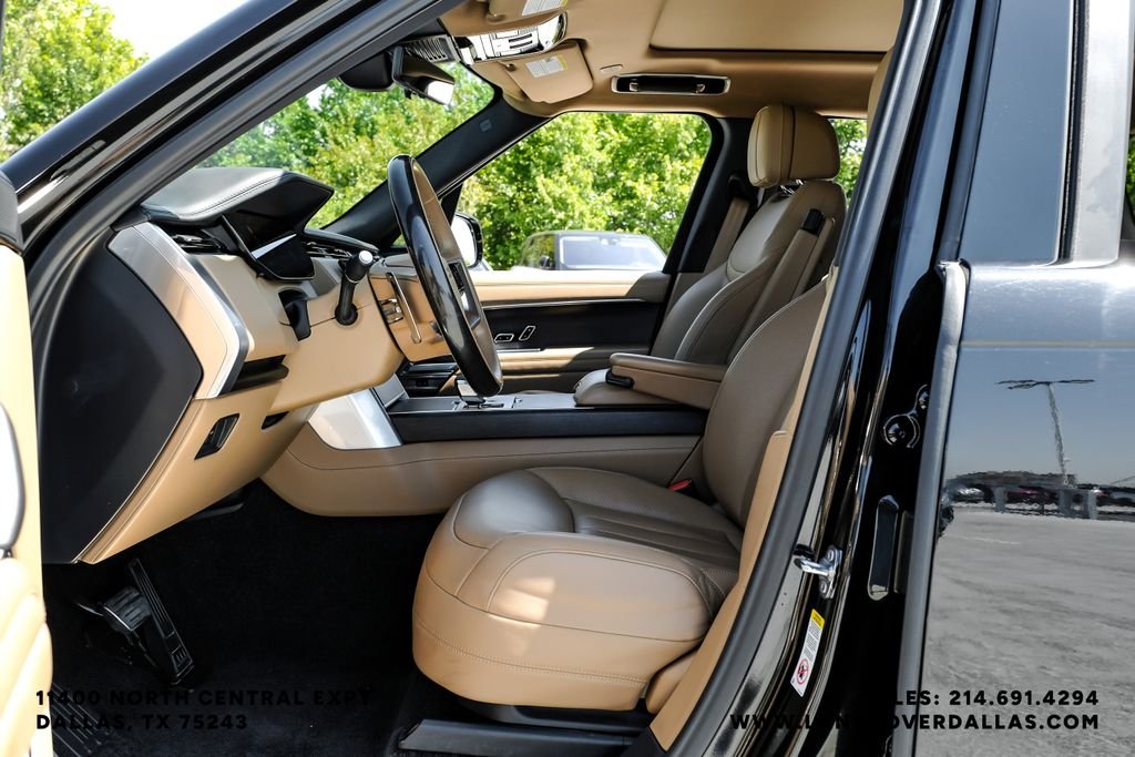 Certified Used 2024 Black Land Rover SE image 20