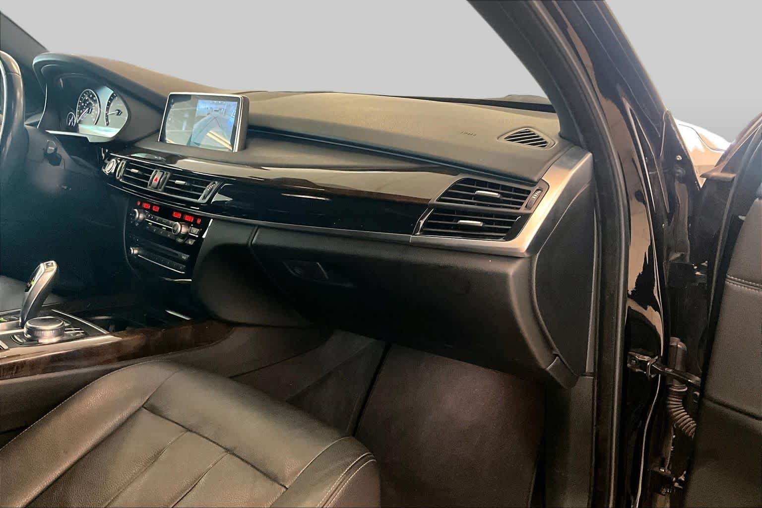 Used 2017 Jet Black BMW sDrive35i image 16