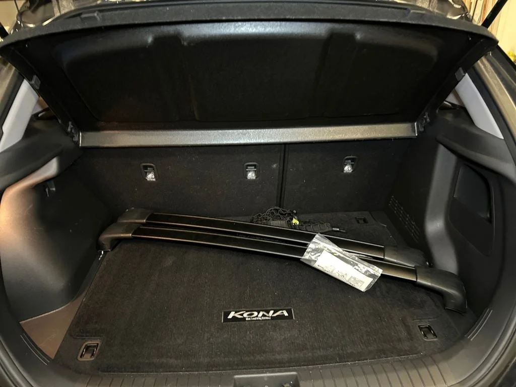 Used 2023 Abyss Black Hyundai SEL image 19