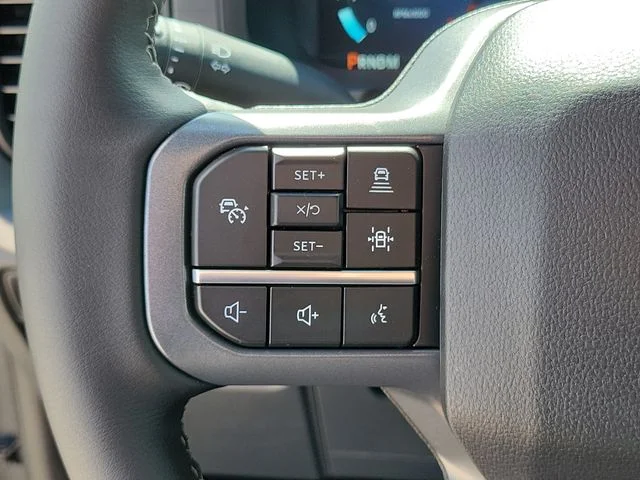 New 2026 Carbonized Gray Metallic Ford XLT image 21