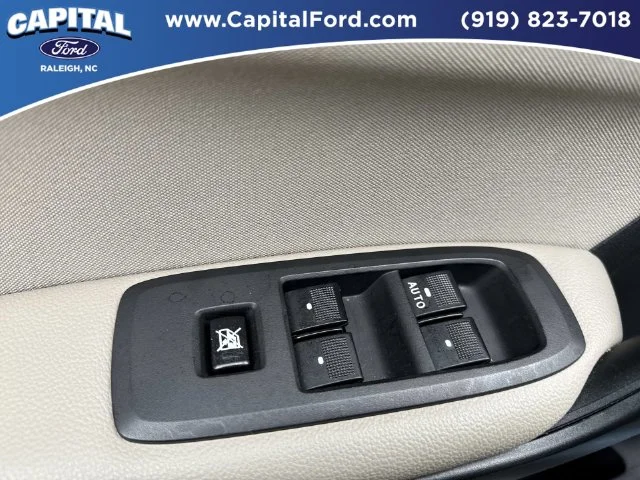Used 2023 Gray Ford XLT image 21