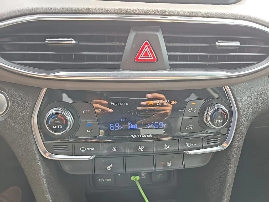 Used 2020 Black Hyundai SEL image 18
