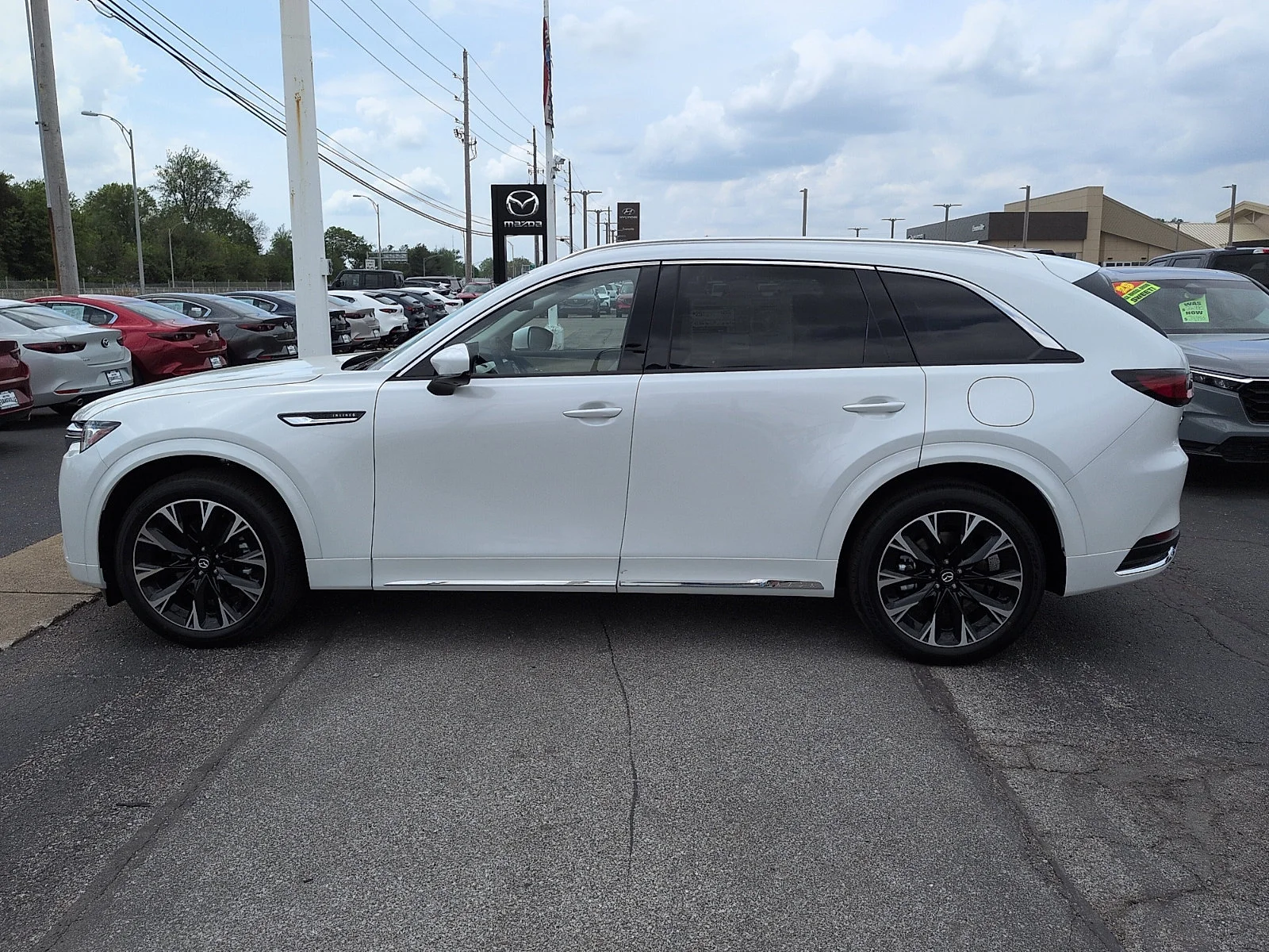 New 2026 Rhodium White Premium Mazda S Premium Plus image 4