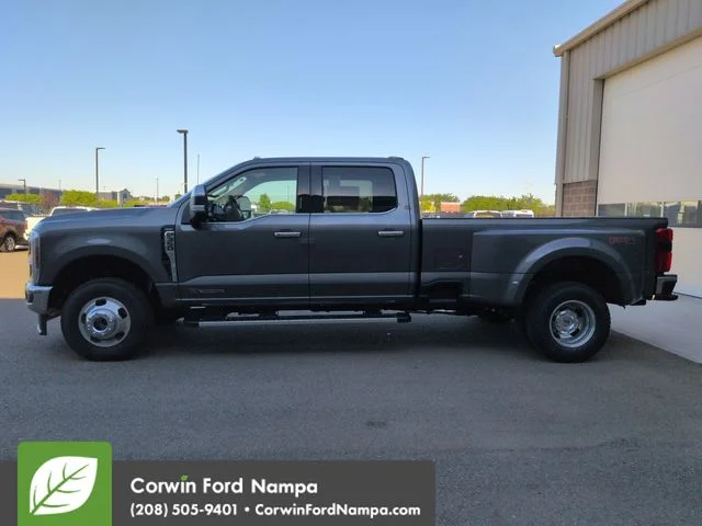New 2026 Gray Ford Lariat image 6