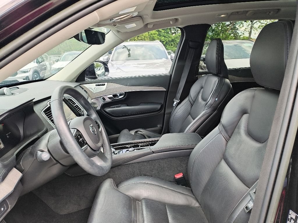 Used 2023 Black Volvo Ultimate image 8