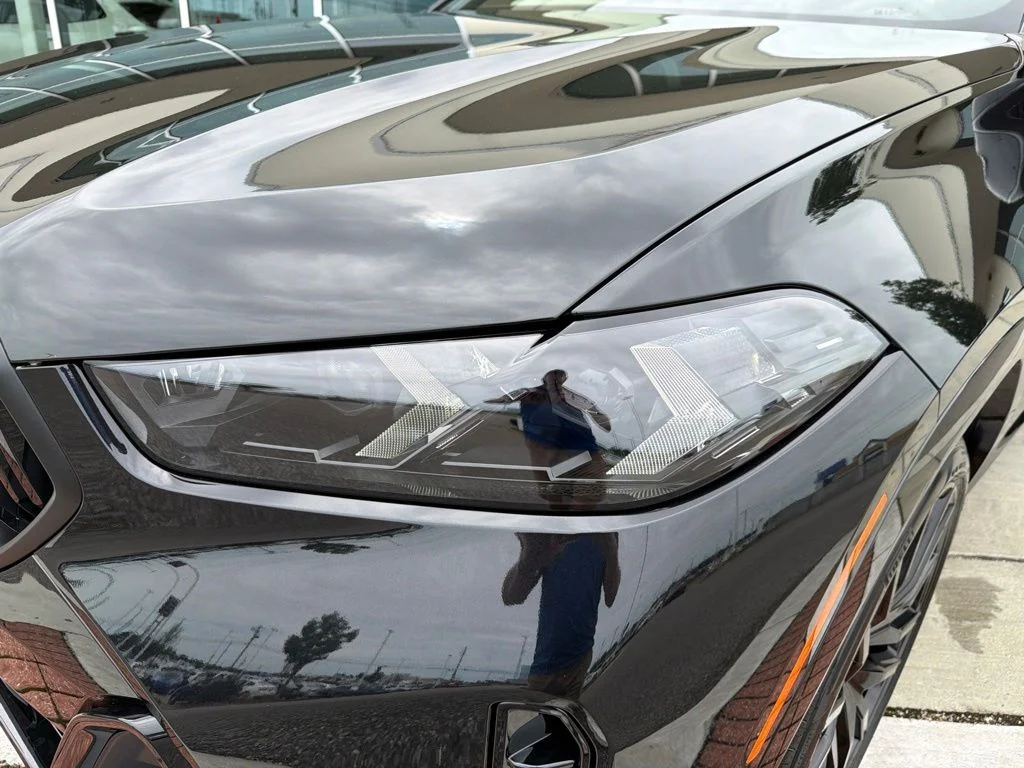 New 2027 Black Sapphire Metallic BMW M60i image 11