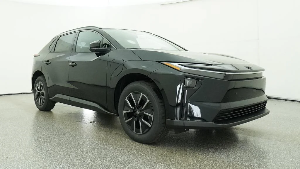 New 2026 Midnight Black Metallic Toyota XLE image 52