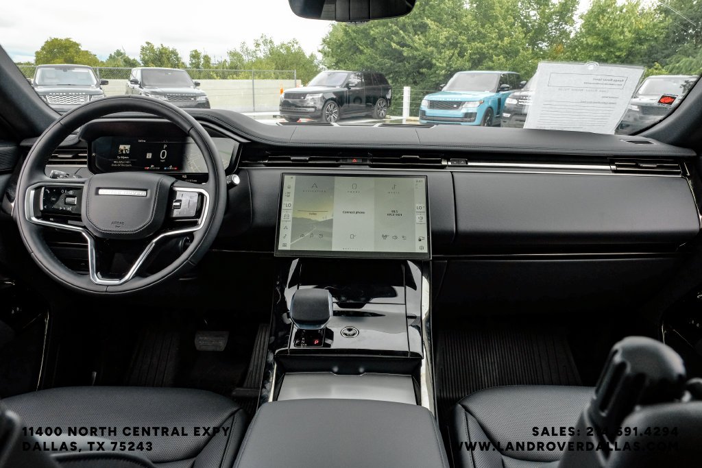 New 2026 Carpathian Gray Land Rover SE image 18