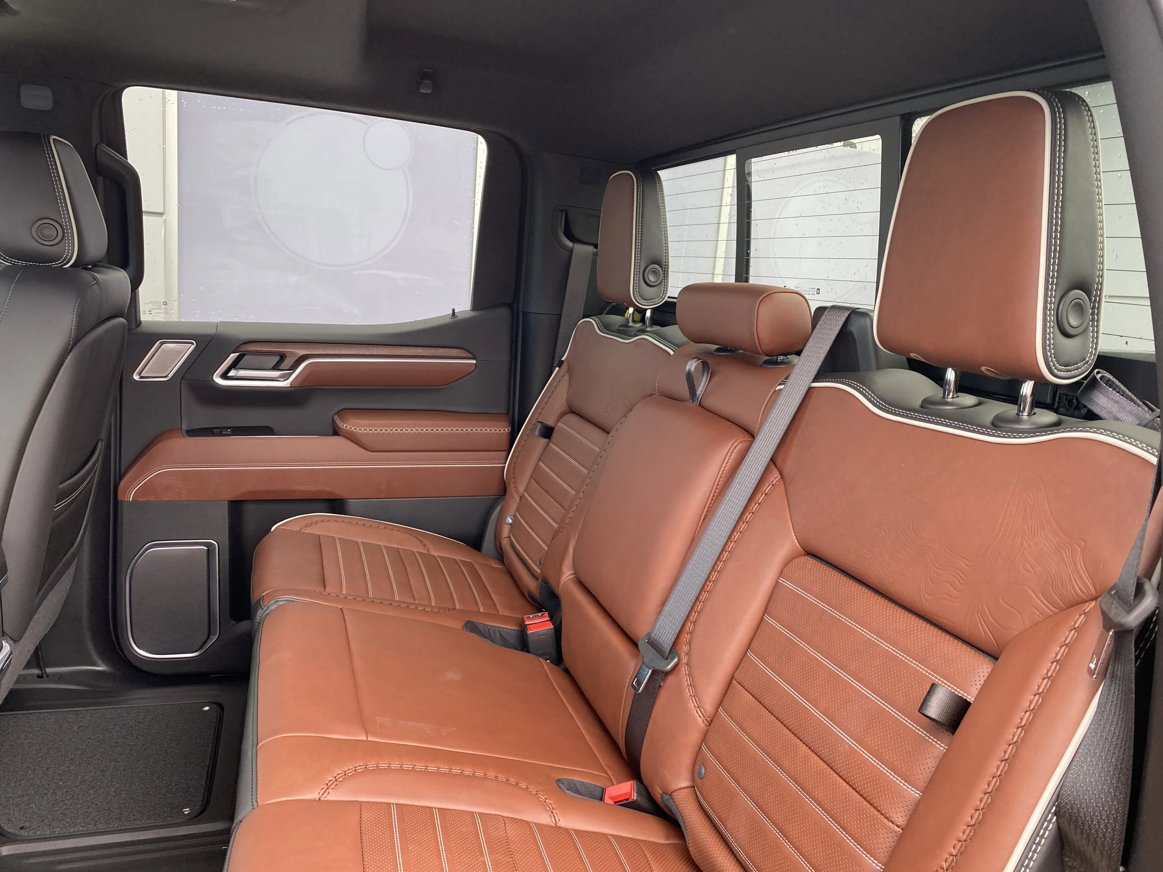 New 2026 ONYX BLACK GMC Denali Ultimate image 29
