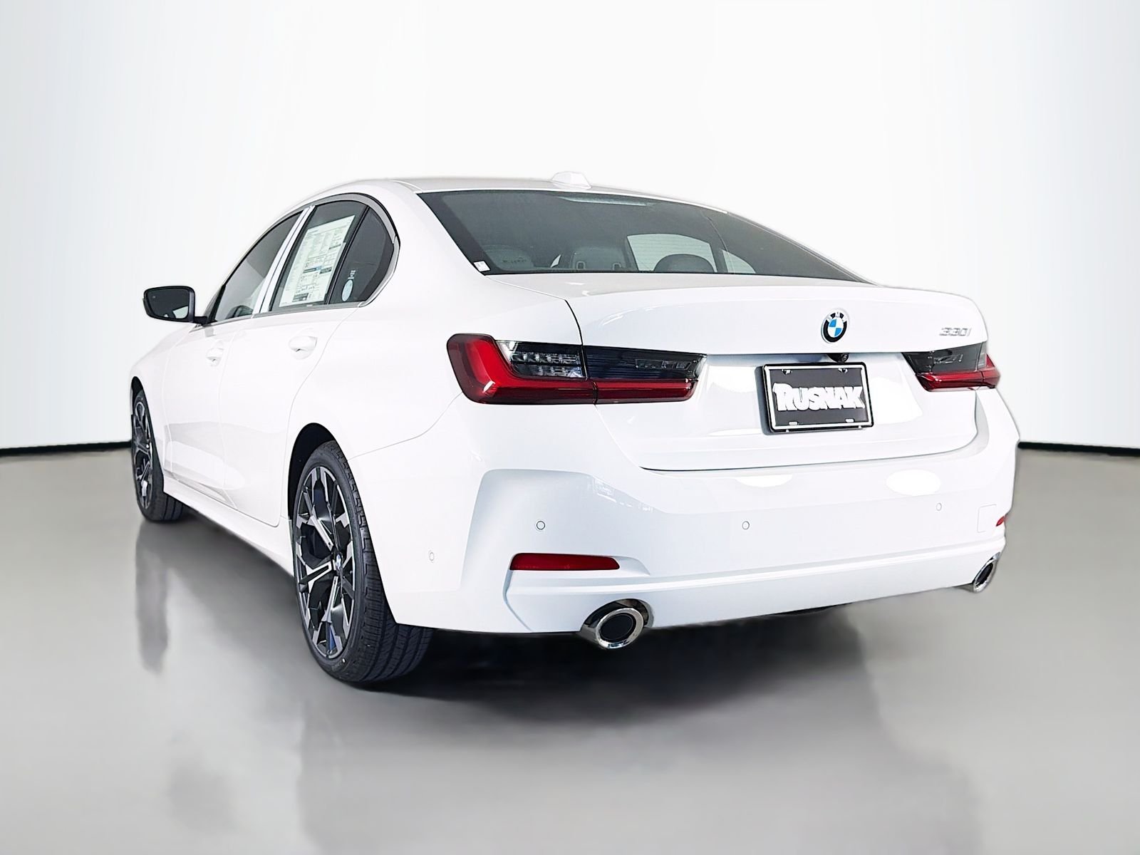 New 2026 Alpine White BMW 330i image 5