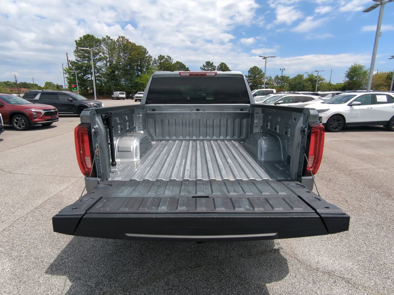 Used 2025 Sterling Metallic GMC SLT image 12