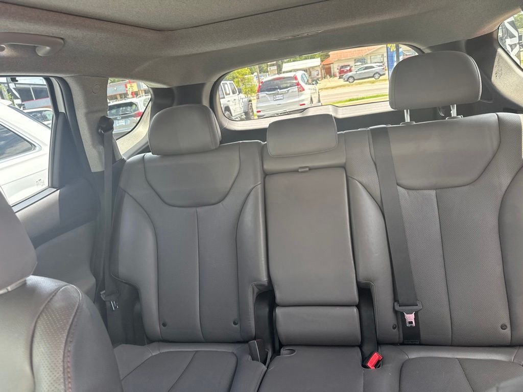 Used 2020 Gray Hyundai SEL image 7